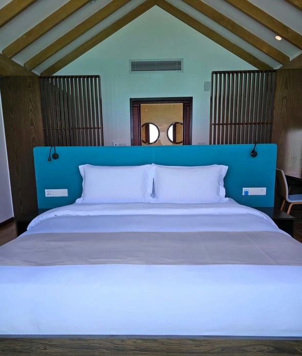 Duplex Overwater Villa Bedroom (2)